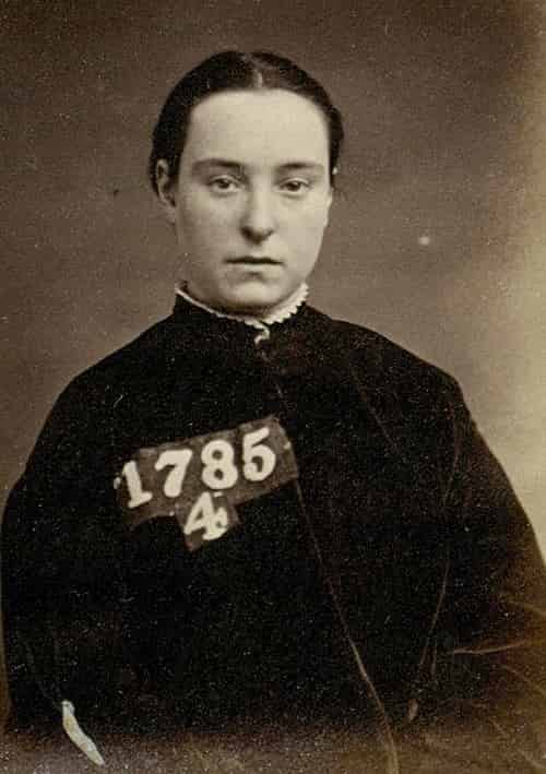 Tammy Puplett, 14, was given three months hard labour at Wandsworth Prison for stealing 12 shilling and 9 pense, half a bottle of Gin and three shirt studs in January, 1873